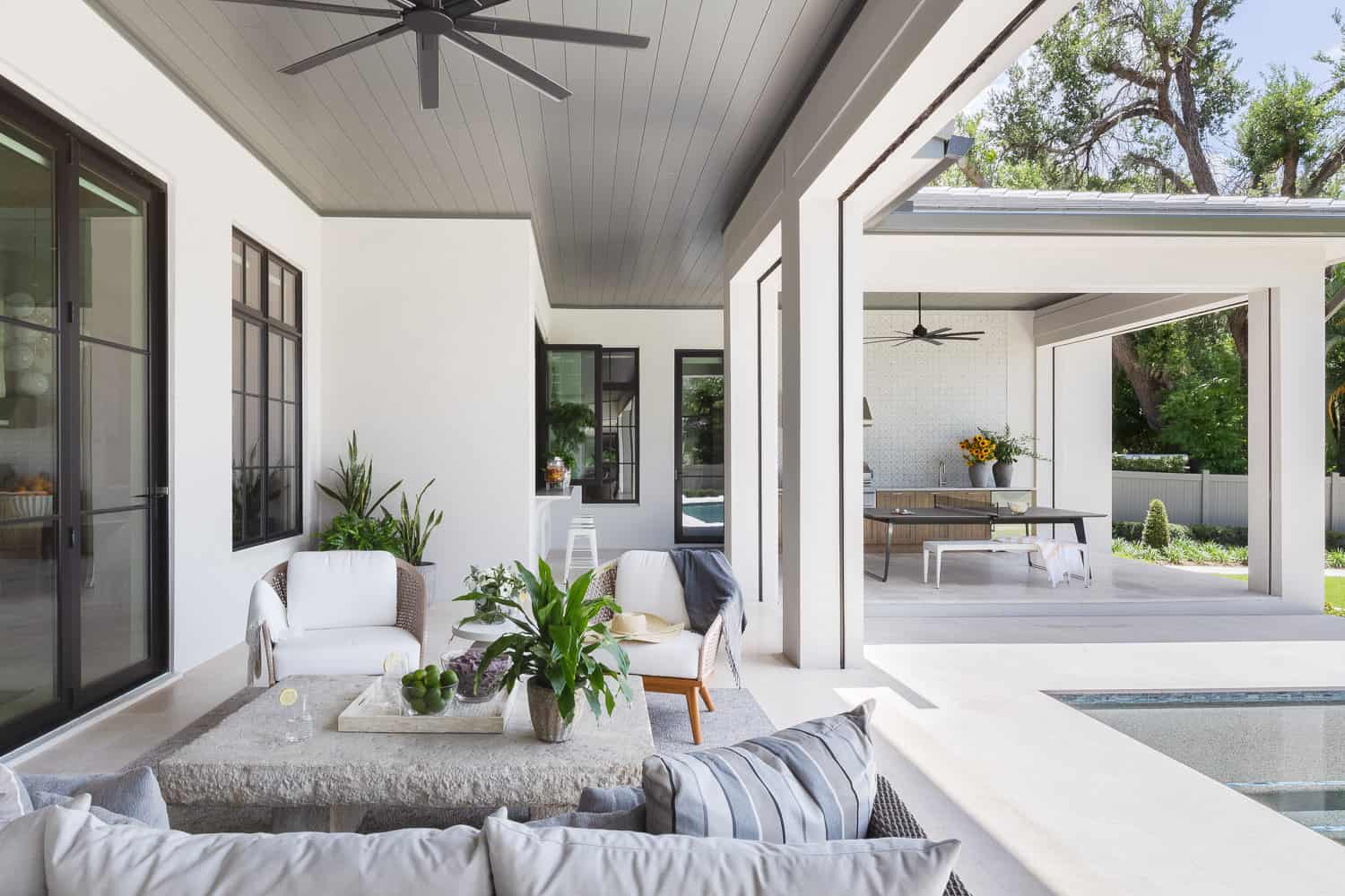 modern-coastal-style-patio