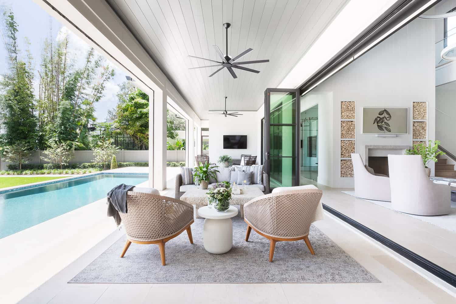 modern-coastal-style-patio