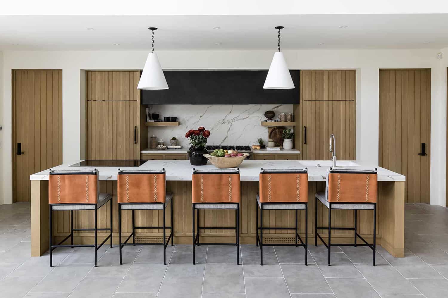 coastal-contemporary-style-kitchen