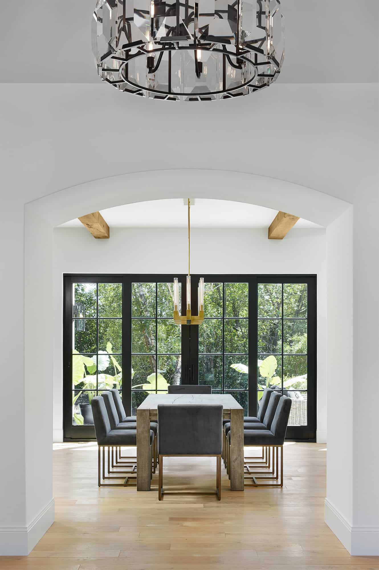 contemporary-dining-room