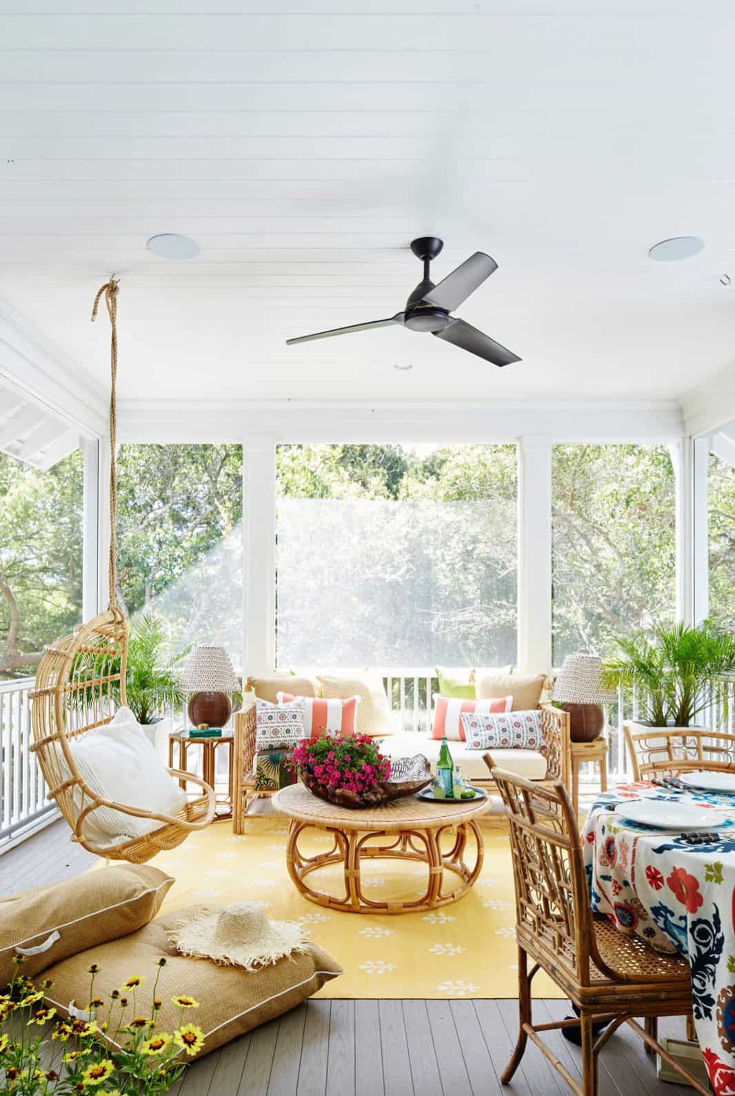 beach-style-sleeping-porch