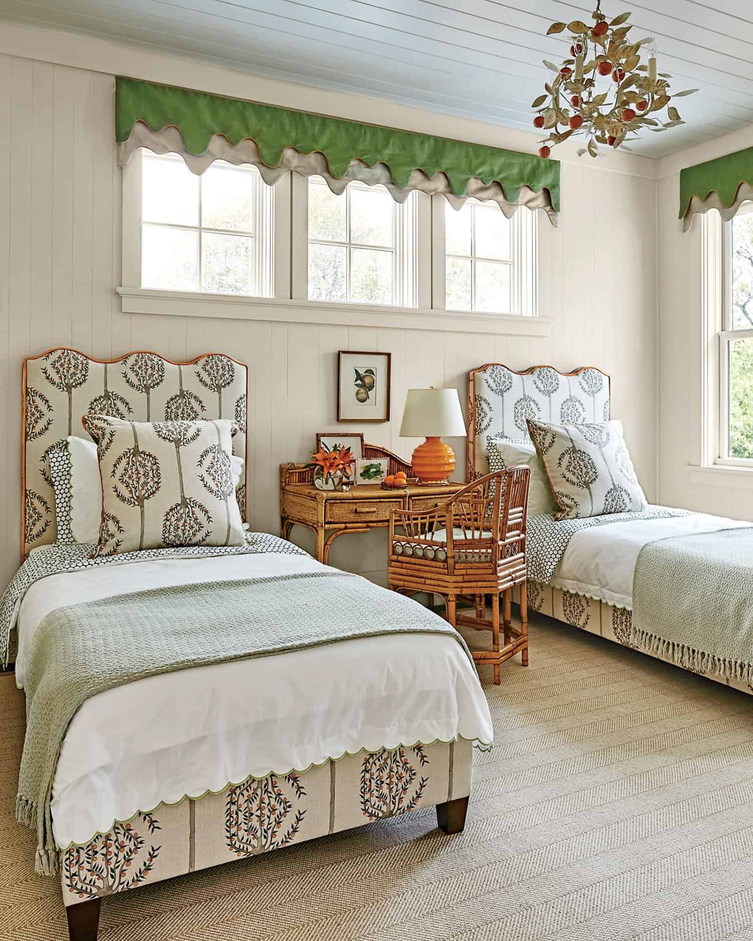beach-style-bedroom