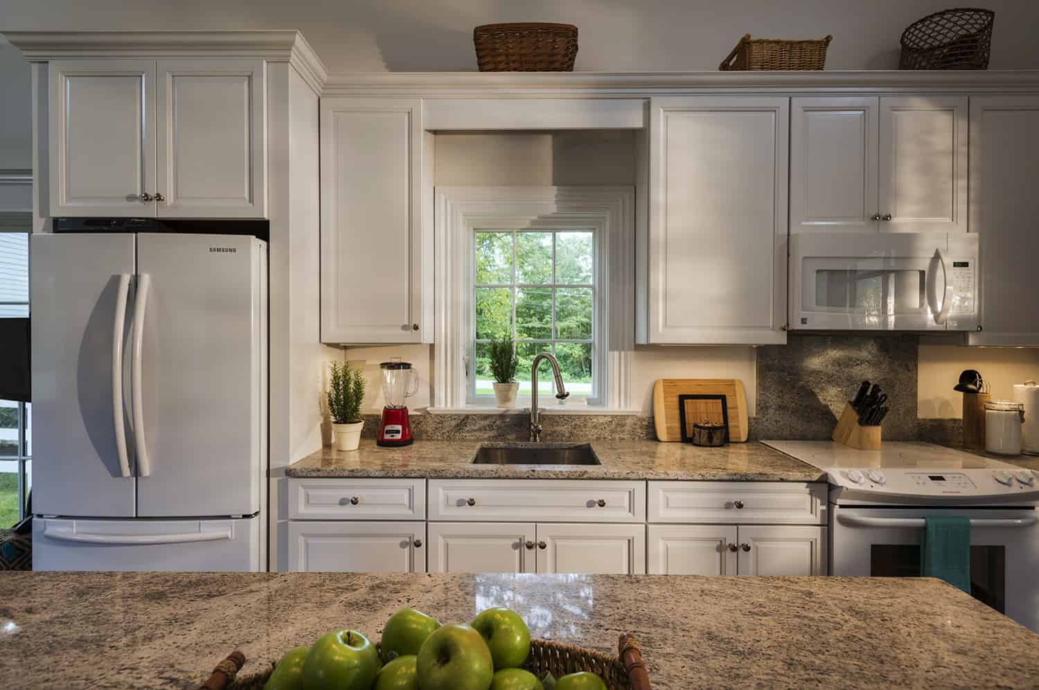 traditional-kitchen