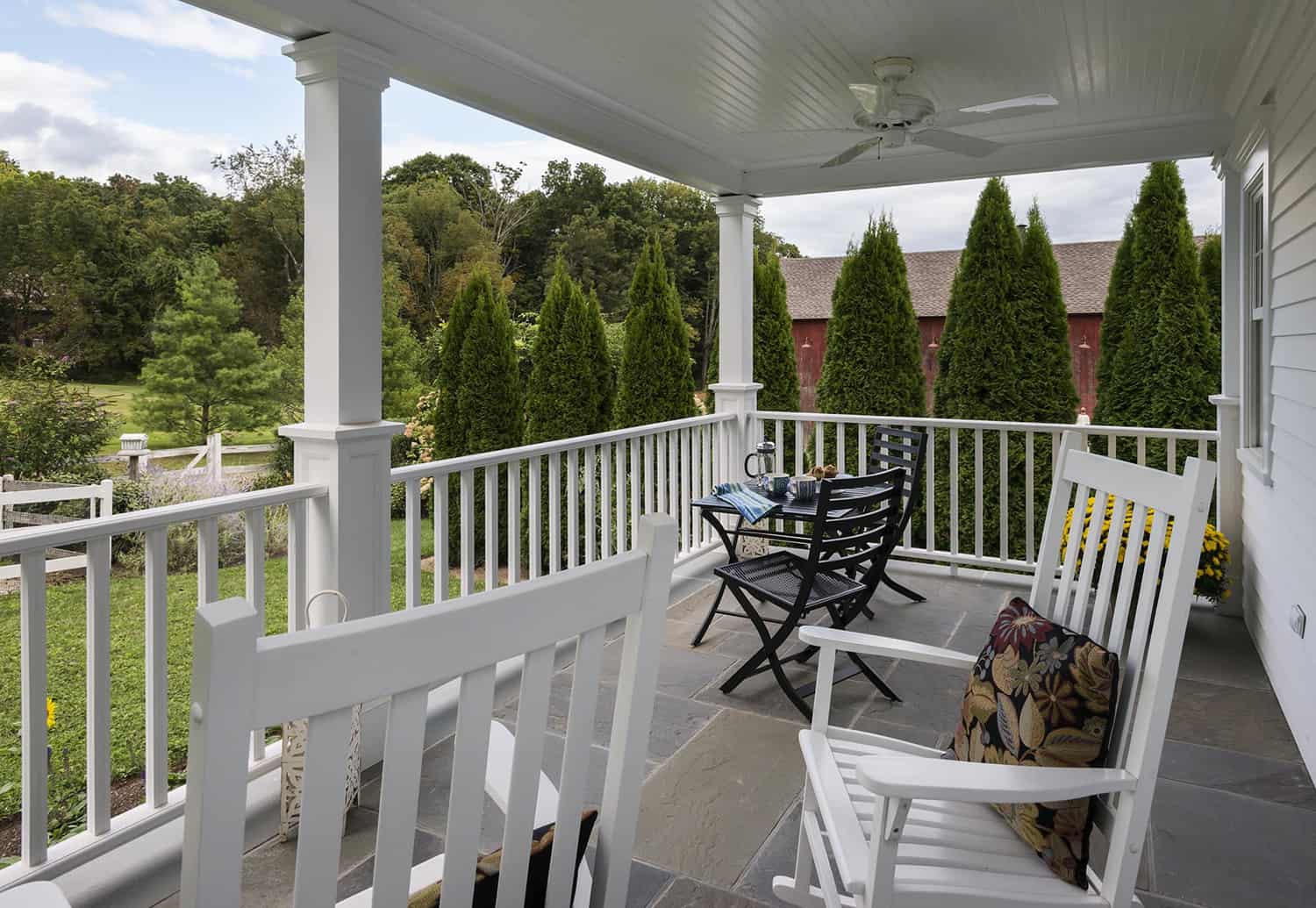 farmhouse-porch
