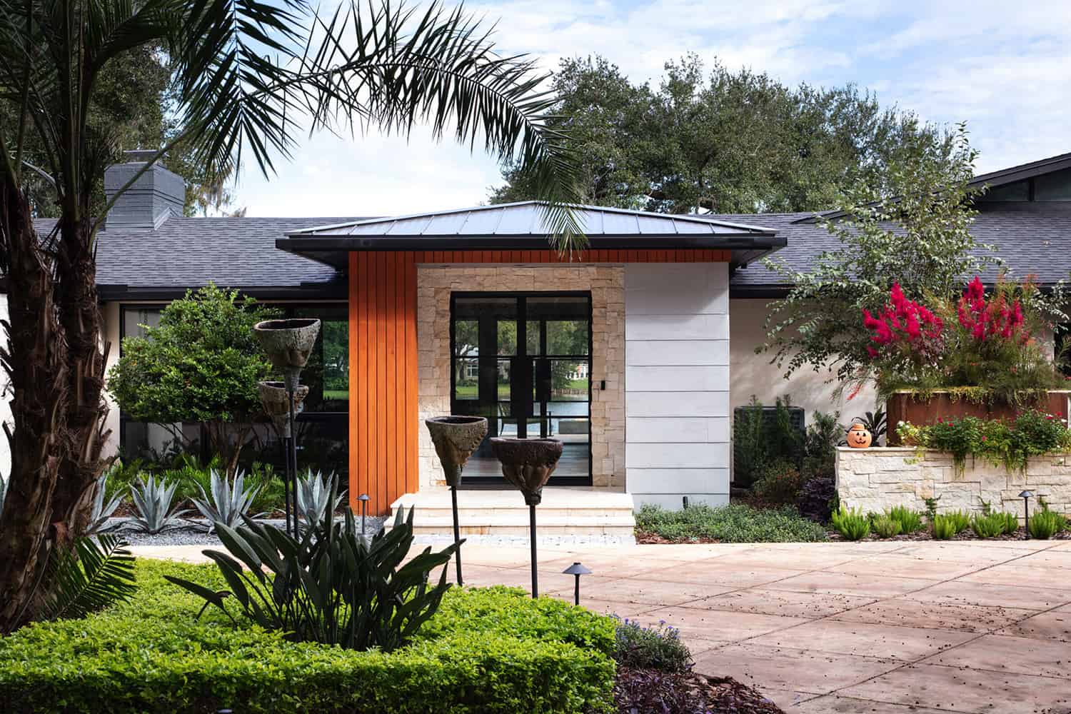 mid-century-modern-home-exterior