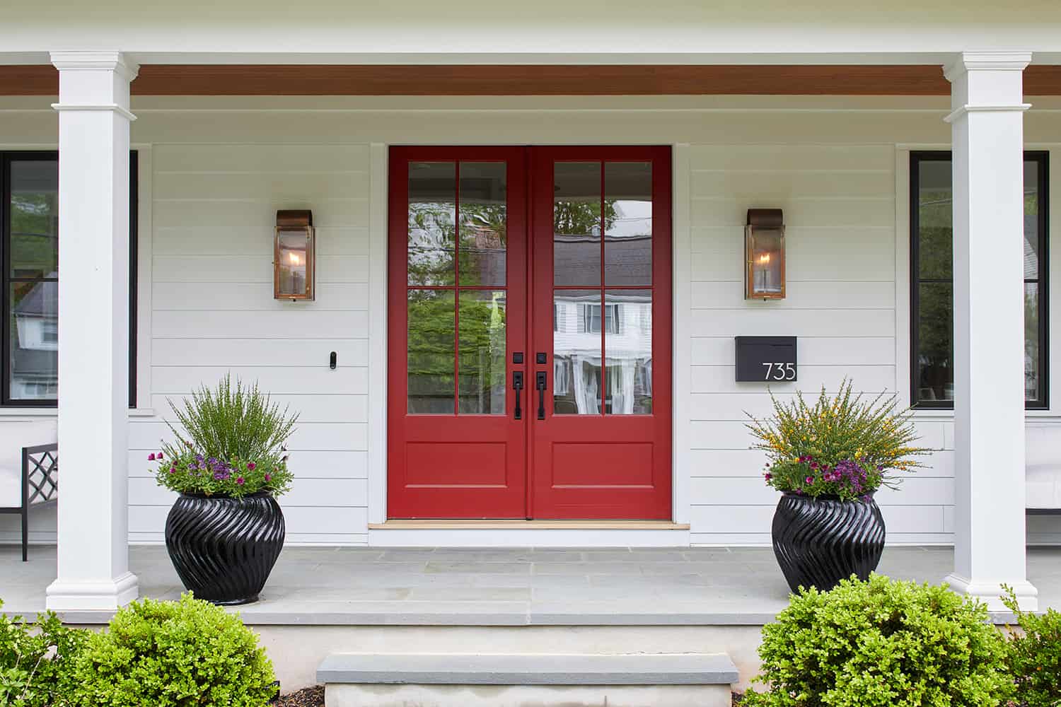modern-farmhouse-entry