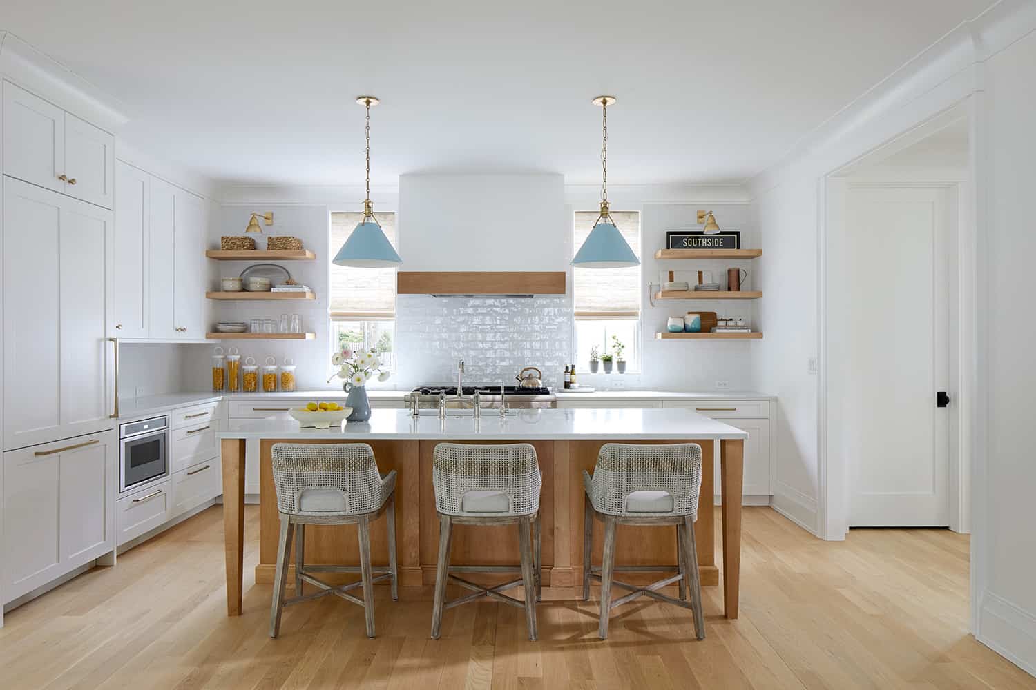 modern-farmhouse-kitchen