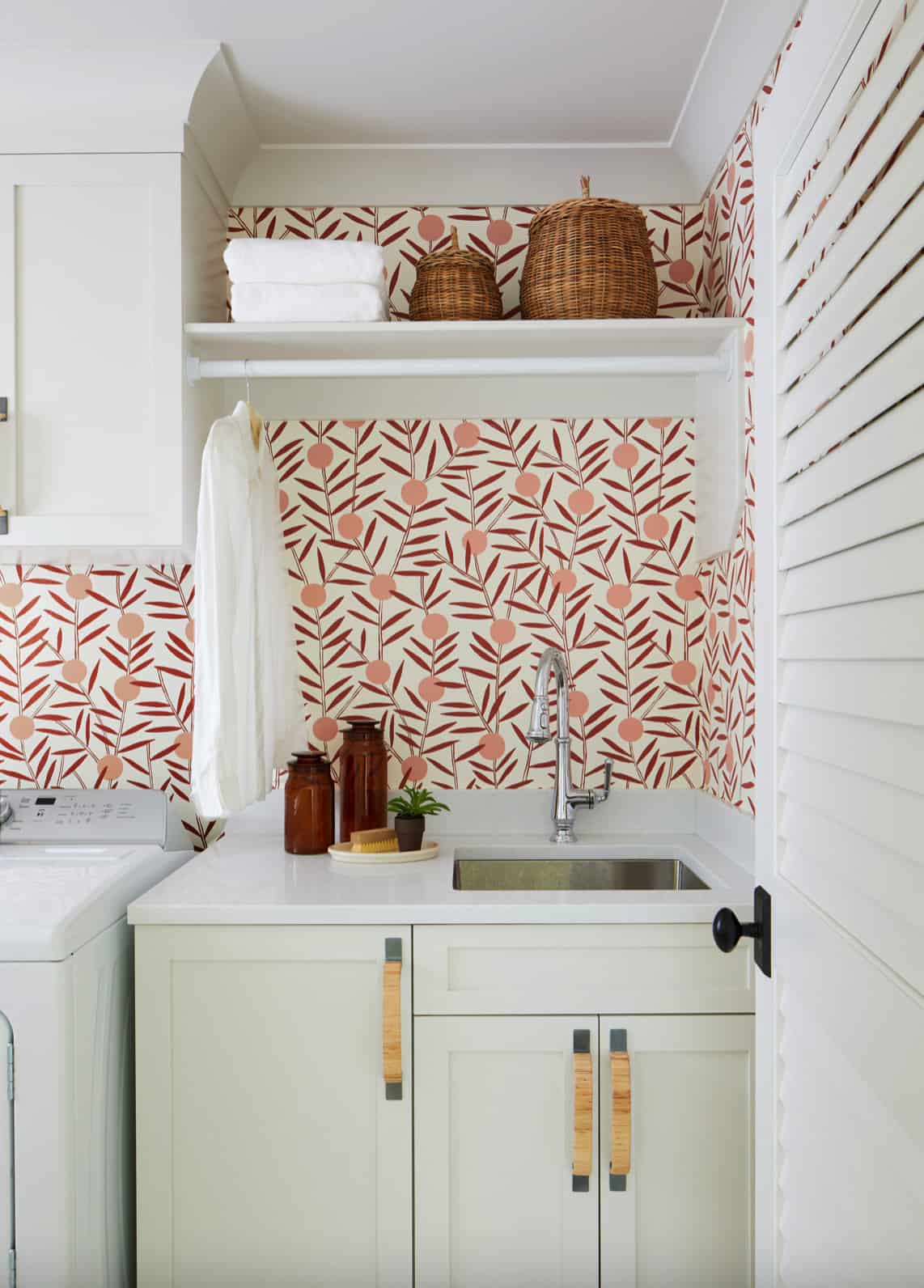 modern-farmhouse-laundry-room