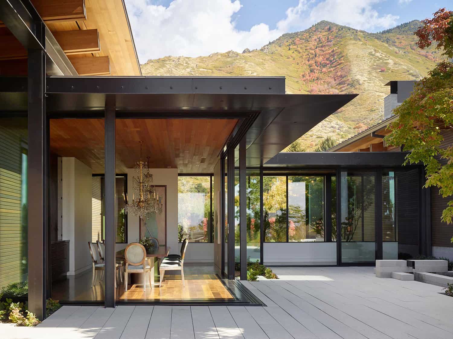 modern-mountain-home-exterior