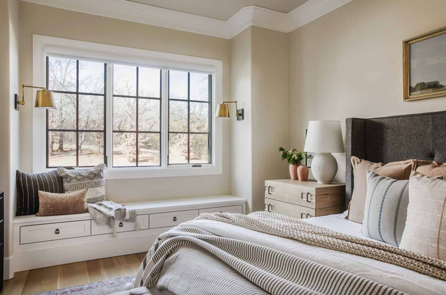 transitional-bedroom