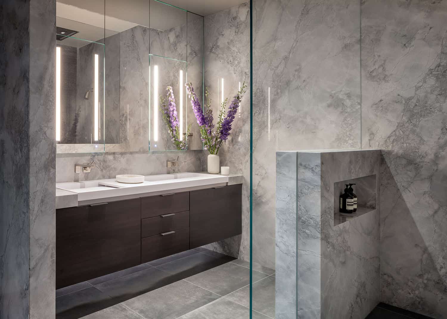 modern-bathroom
