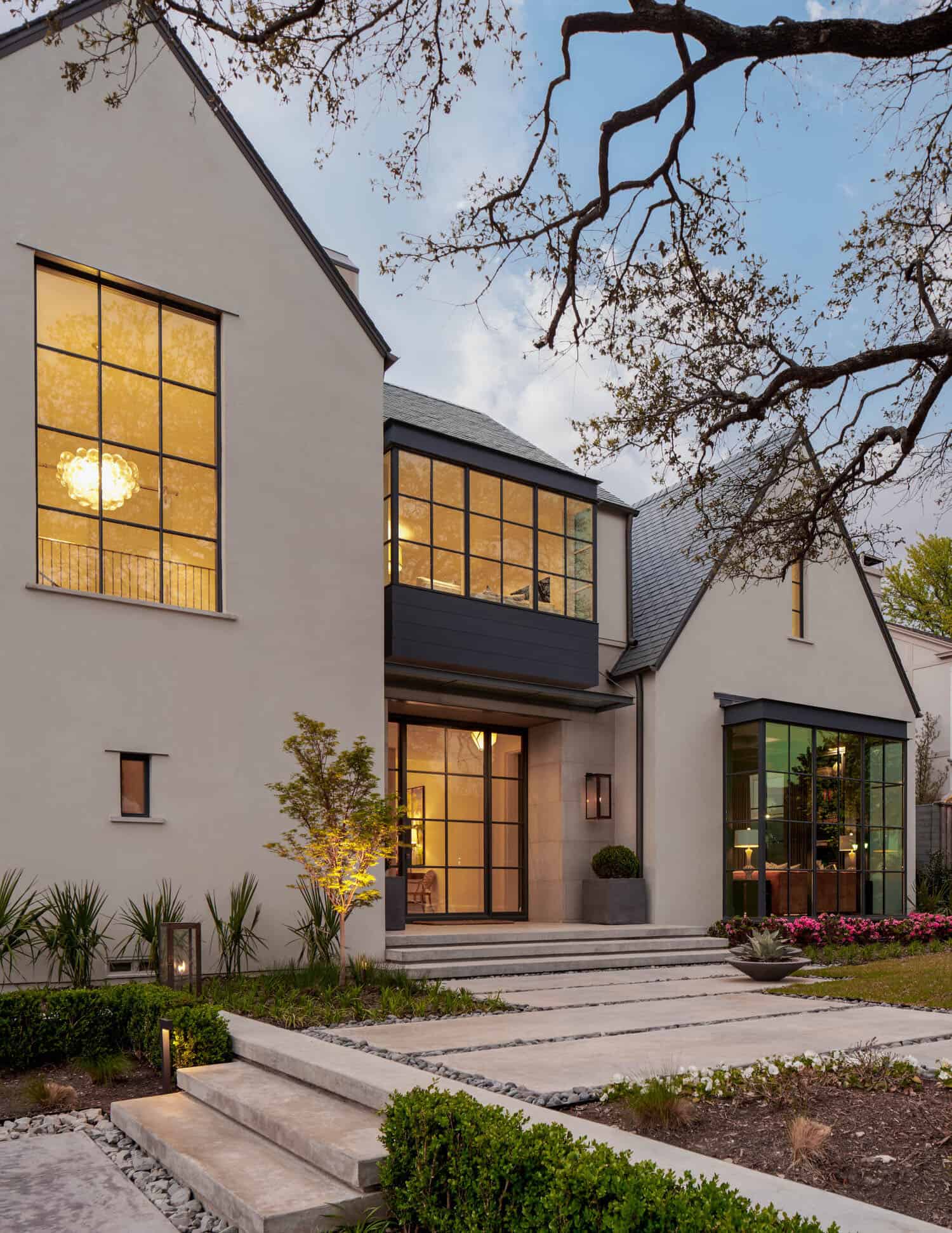 contemporary-home-exterior