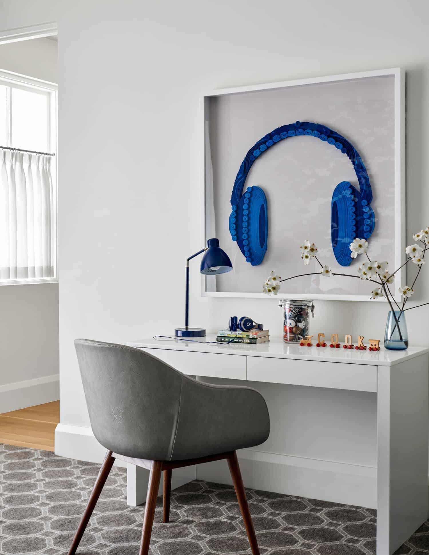  contemporary-kids-bedroom-homework-desk