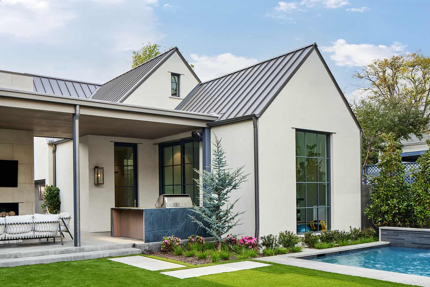 contemporary-home-exterior