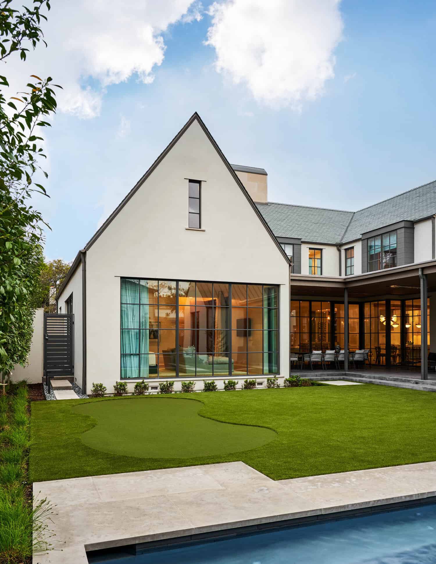 contemporary-home-exterior