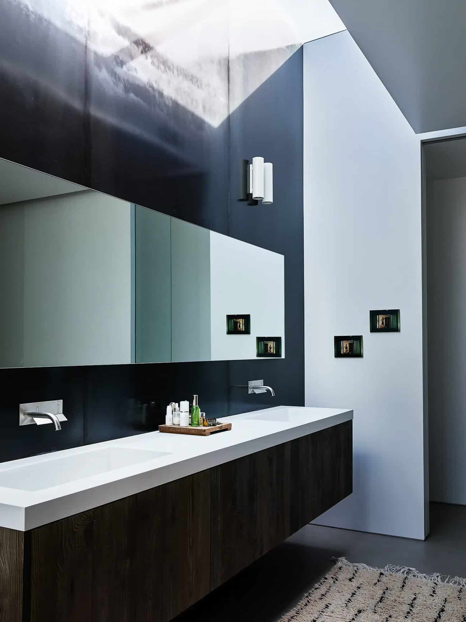 mid-century-modern-bathroom