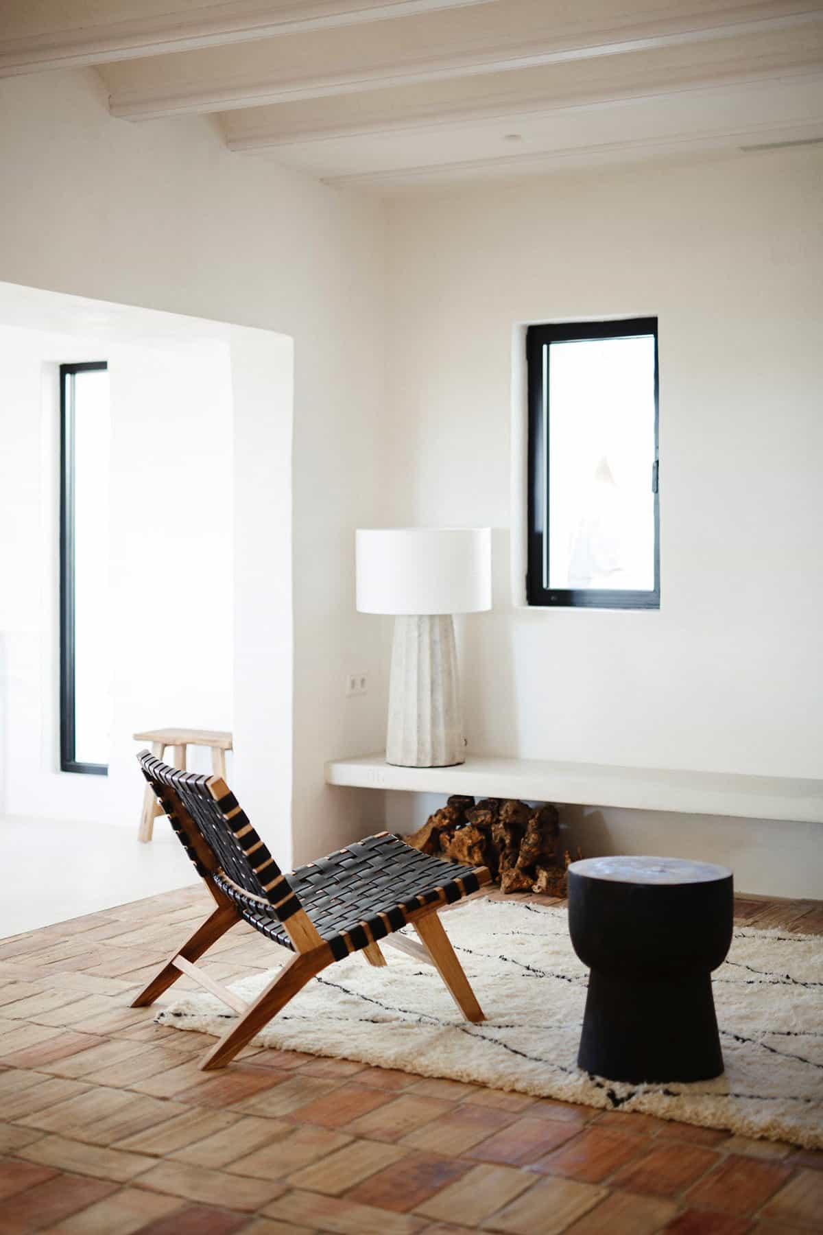 mediterranean-living-room