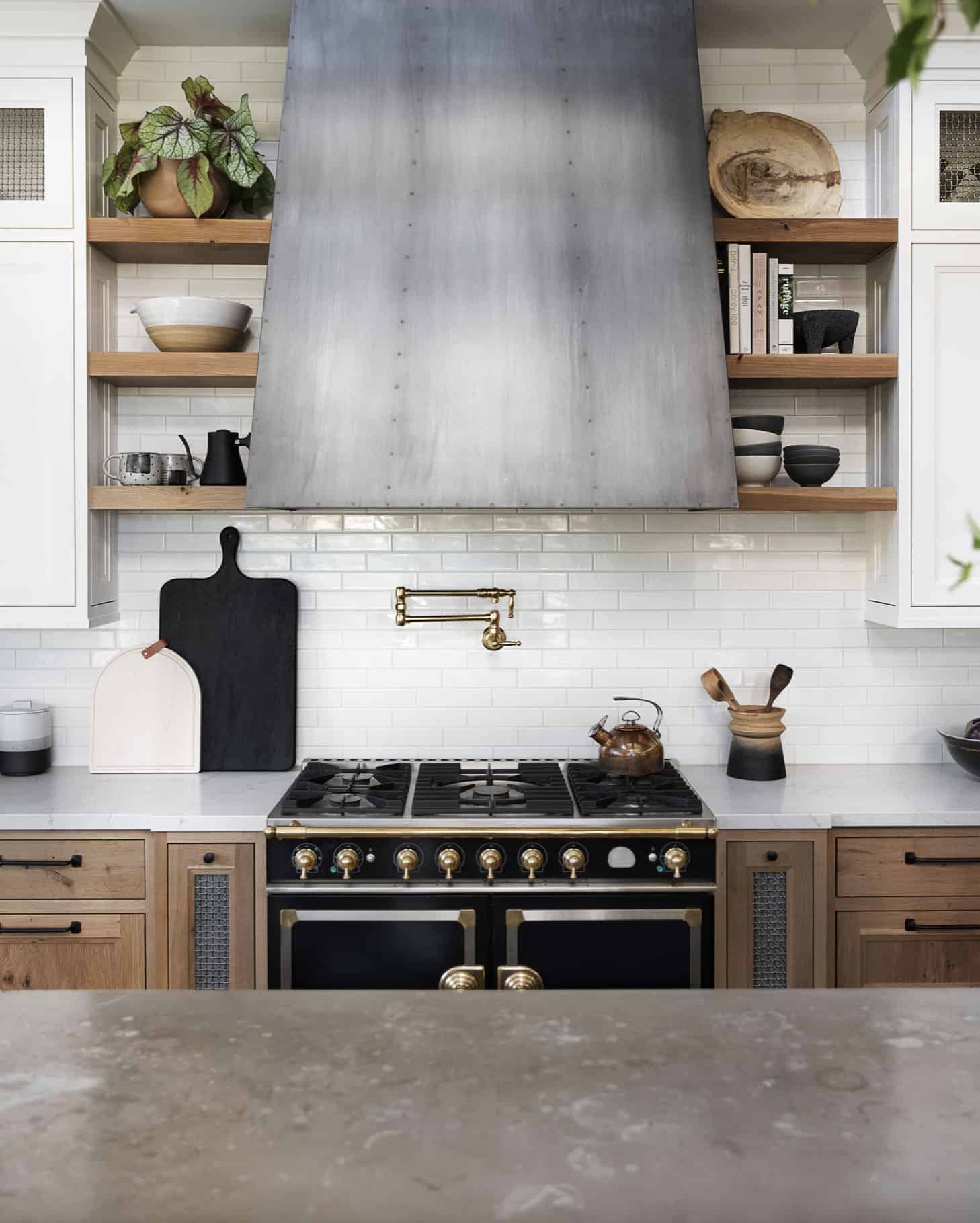 modern-farmhouse-kitchen