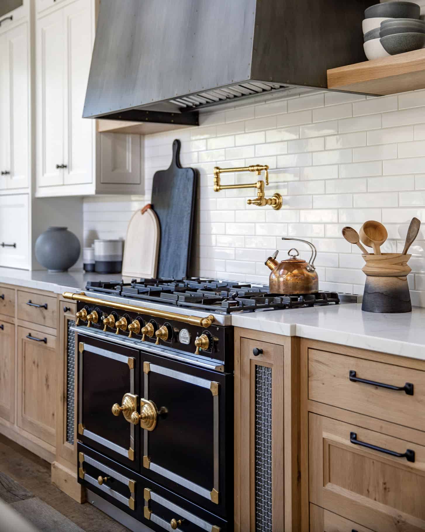 modern-farmhouse-kitchen