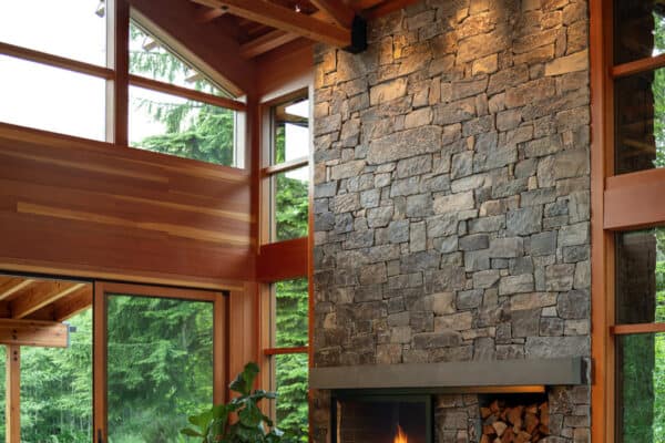 featured posts image for This rustic house in Washington boasts mesmerizing mountain views