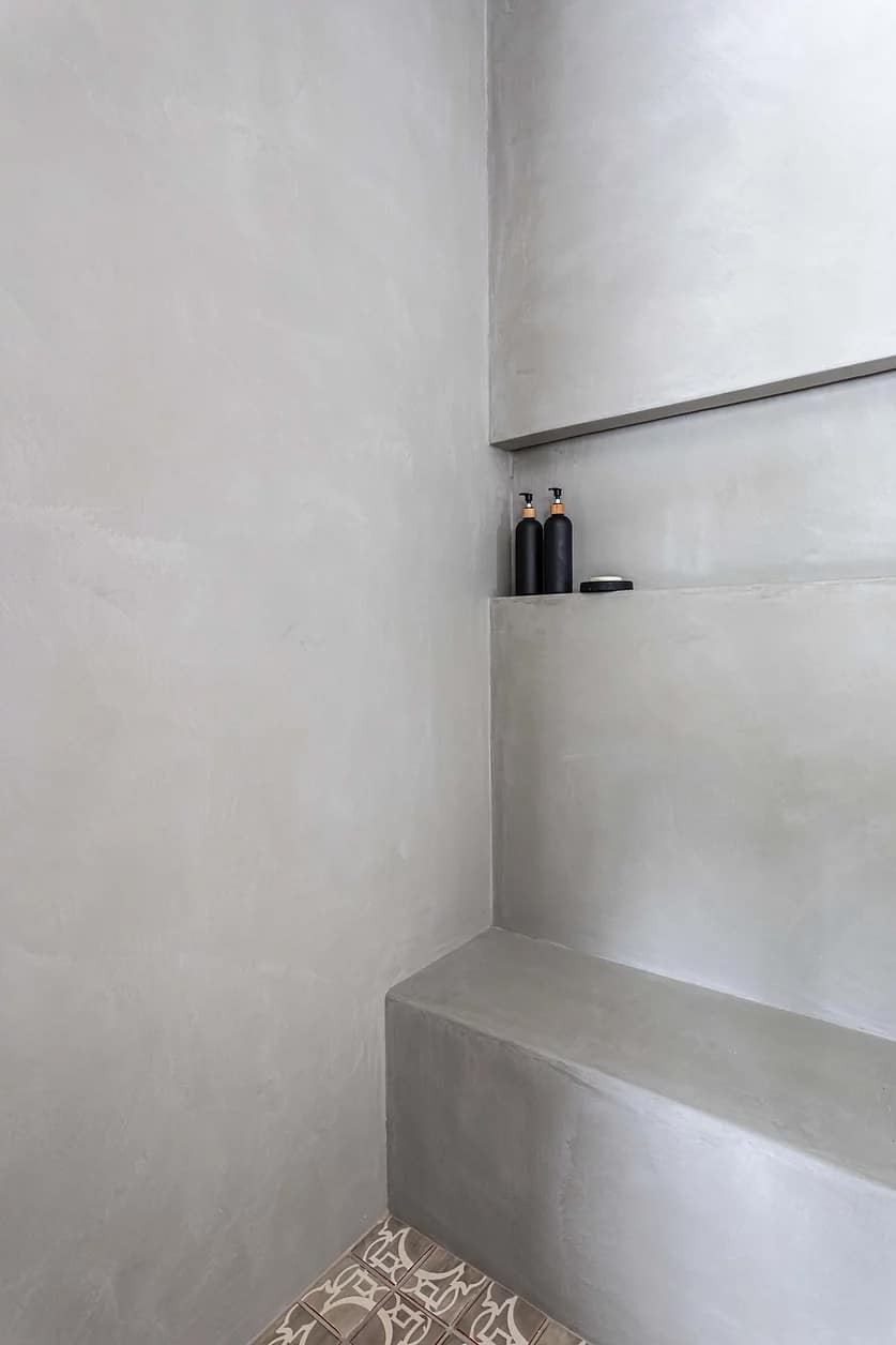 transitional-bathroom-shower
