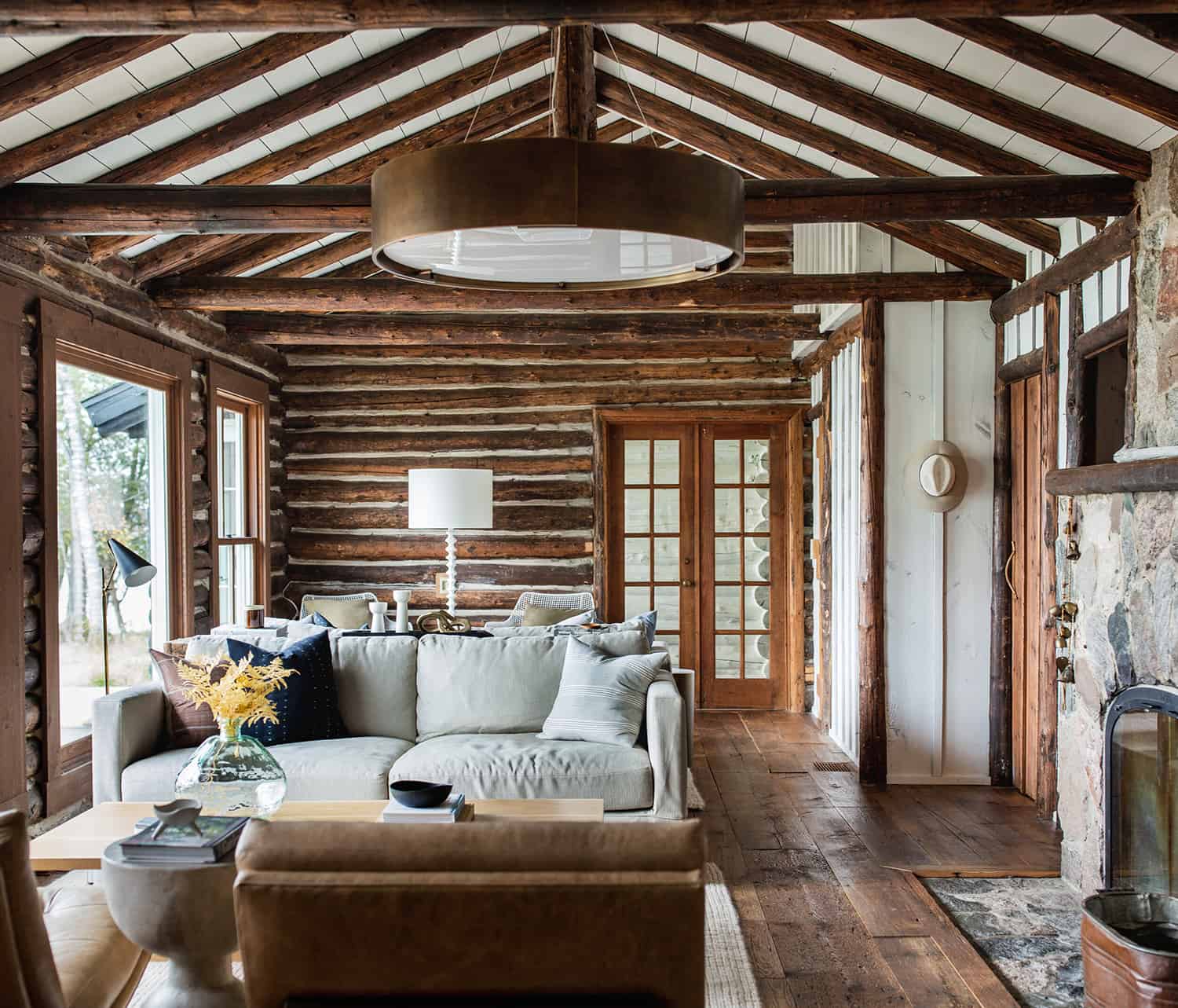 rustic-living-room