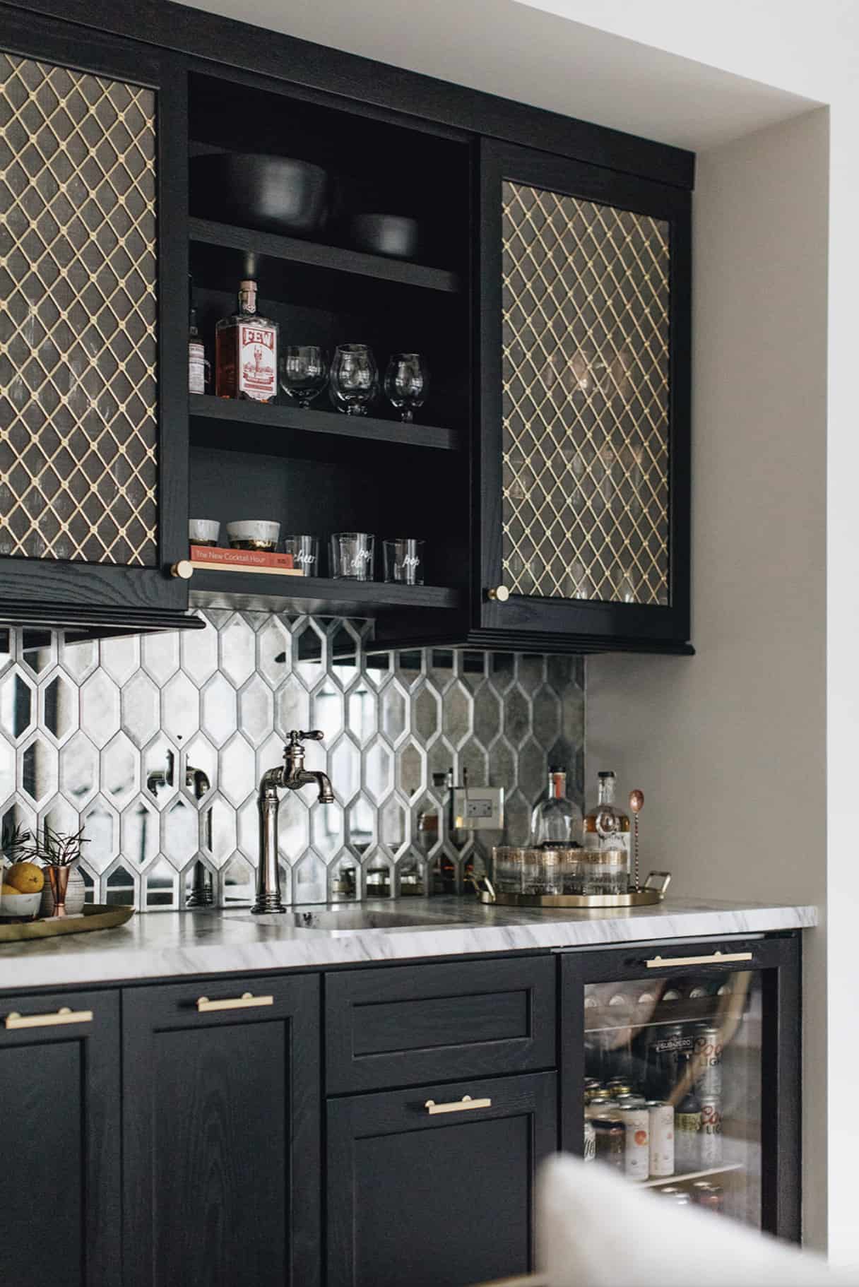 modern-farmhouse-home-bar