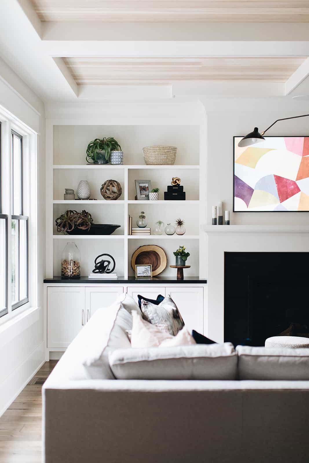 modern-farmhouse-family-room