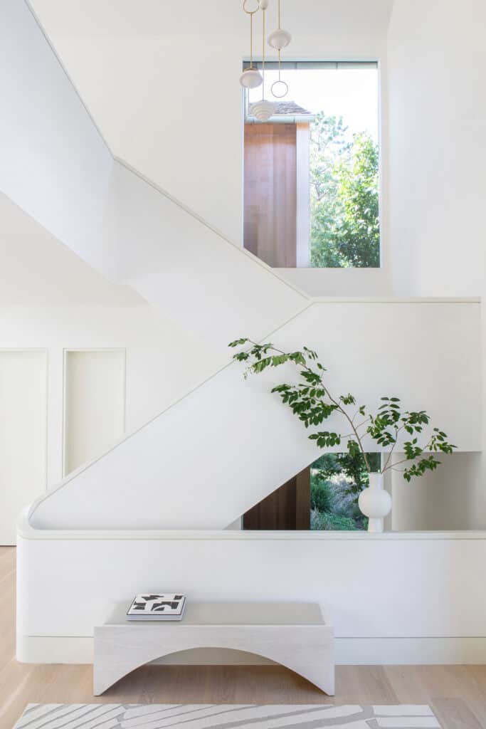 Tour a beautiful modern home with soothing interiors in Sag Harbor