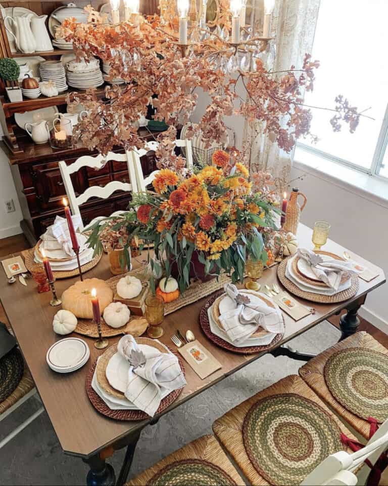 22 Stunning Fall Tablescape Decor Ideas To Wow Your Guests