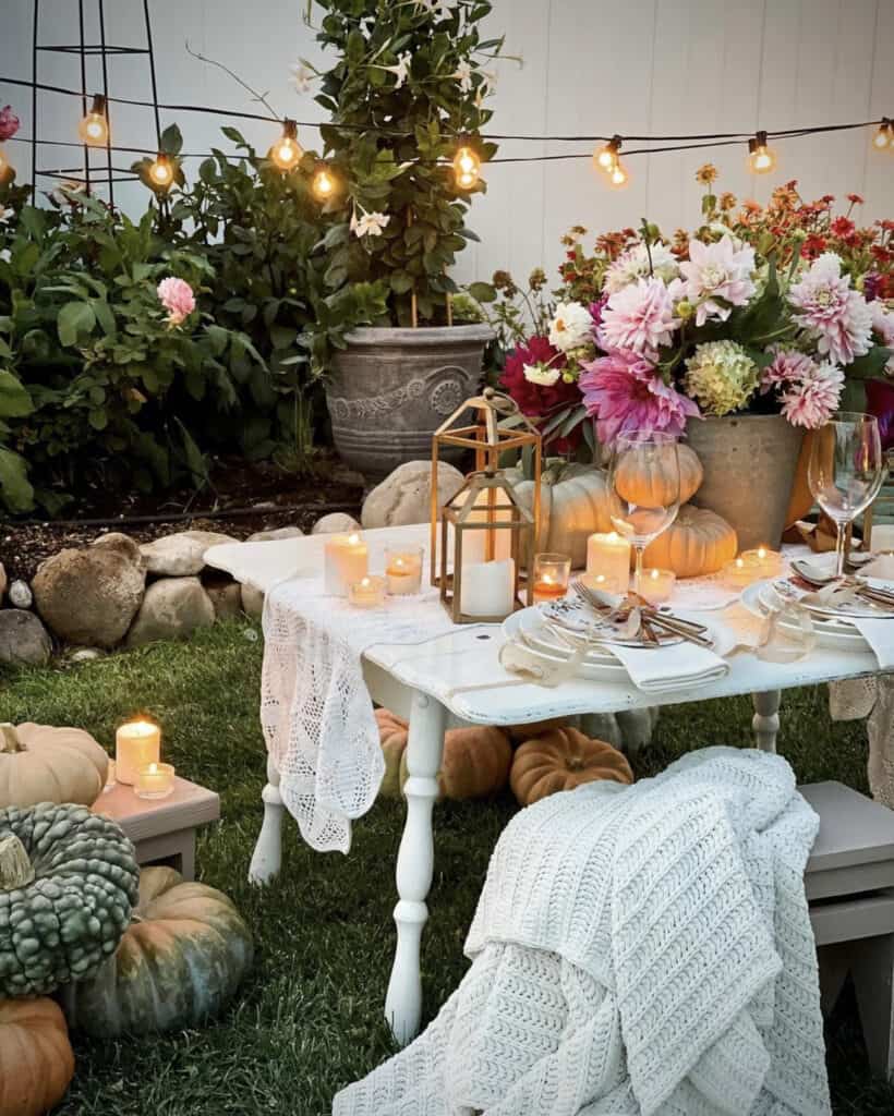 22 Stunning Fall Tablescape Decor Ideas To Wow Your Guests