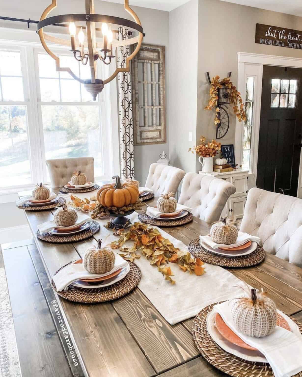 22 Stunning Fall Tablescape Decor Ideas To Wow Your Guests