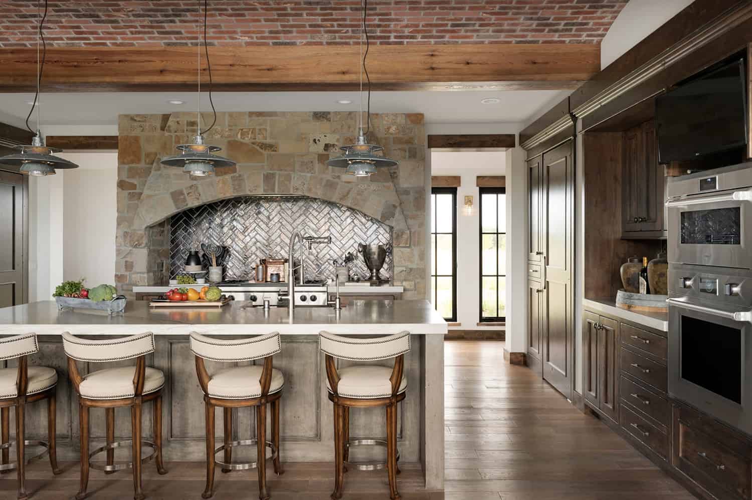 tuscan-style-kitchen