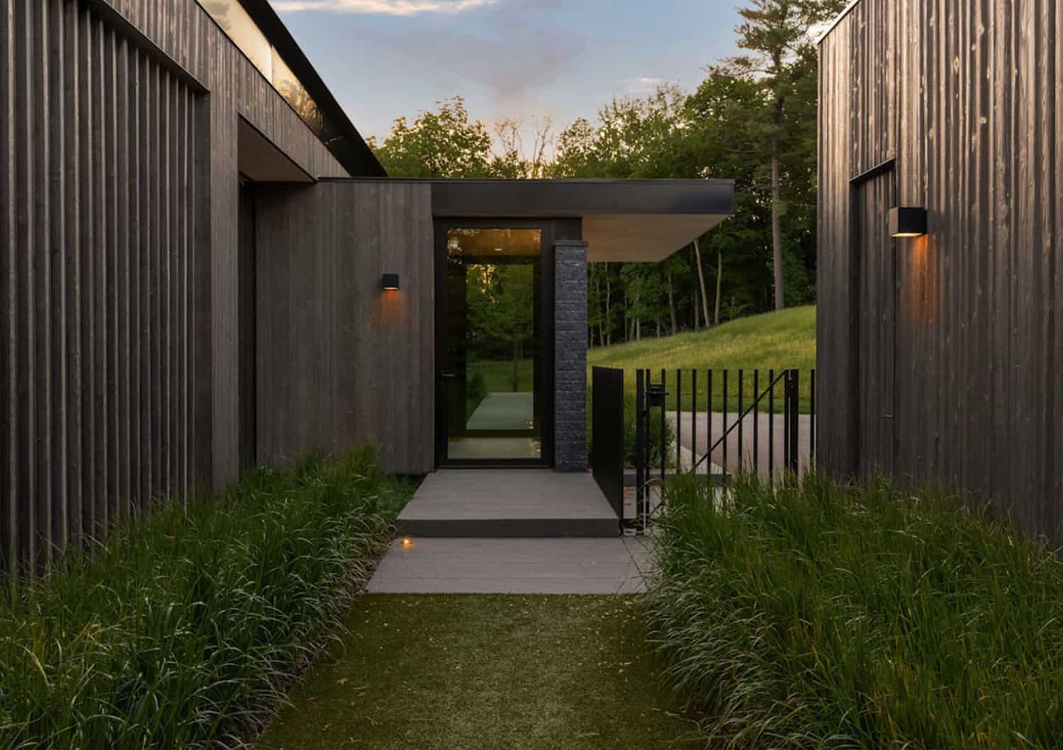 modern-house-entry-lake-minnetonka