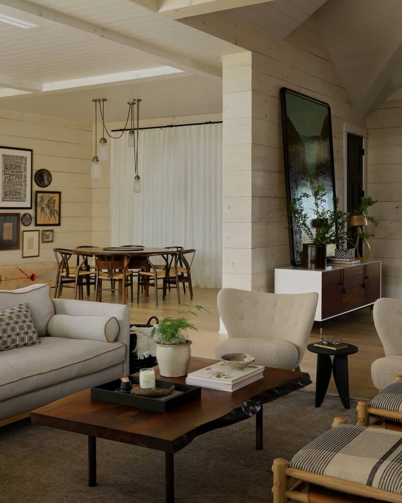 Tour this stunning home in the Utah countryside: Elk Ranch House
