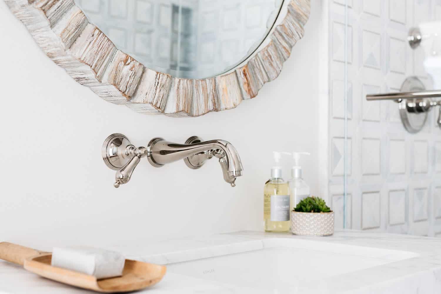 contemporary-bathroom-sink