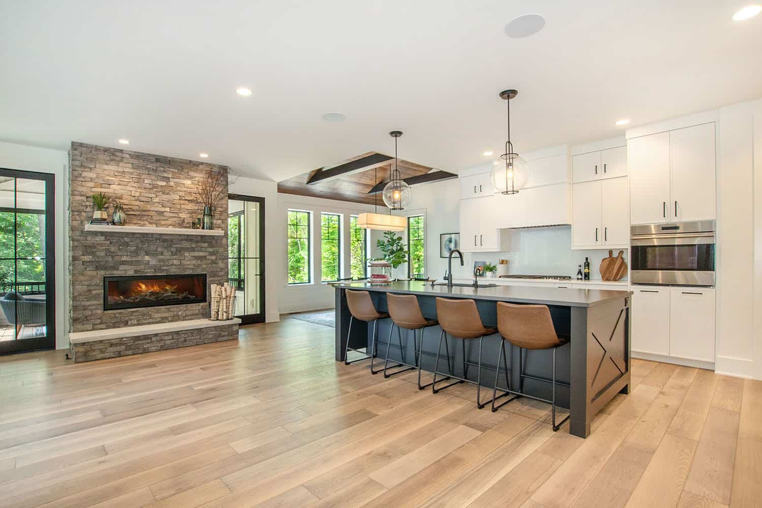 farmhouse-kitchen