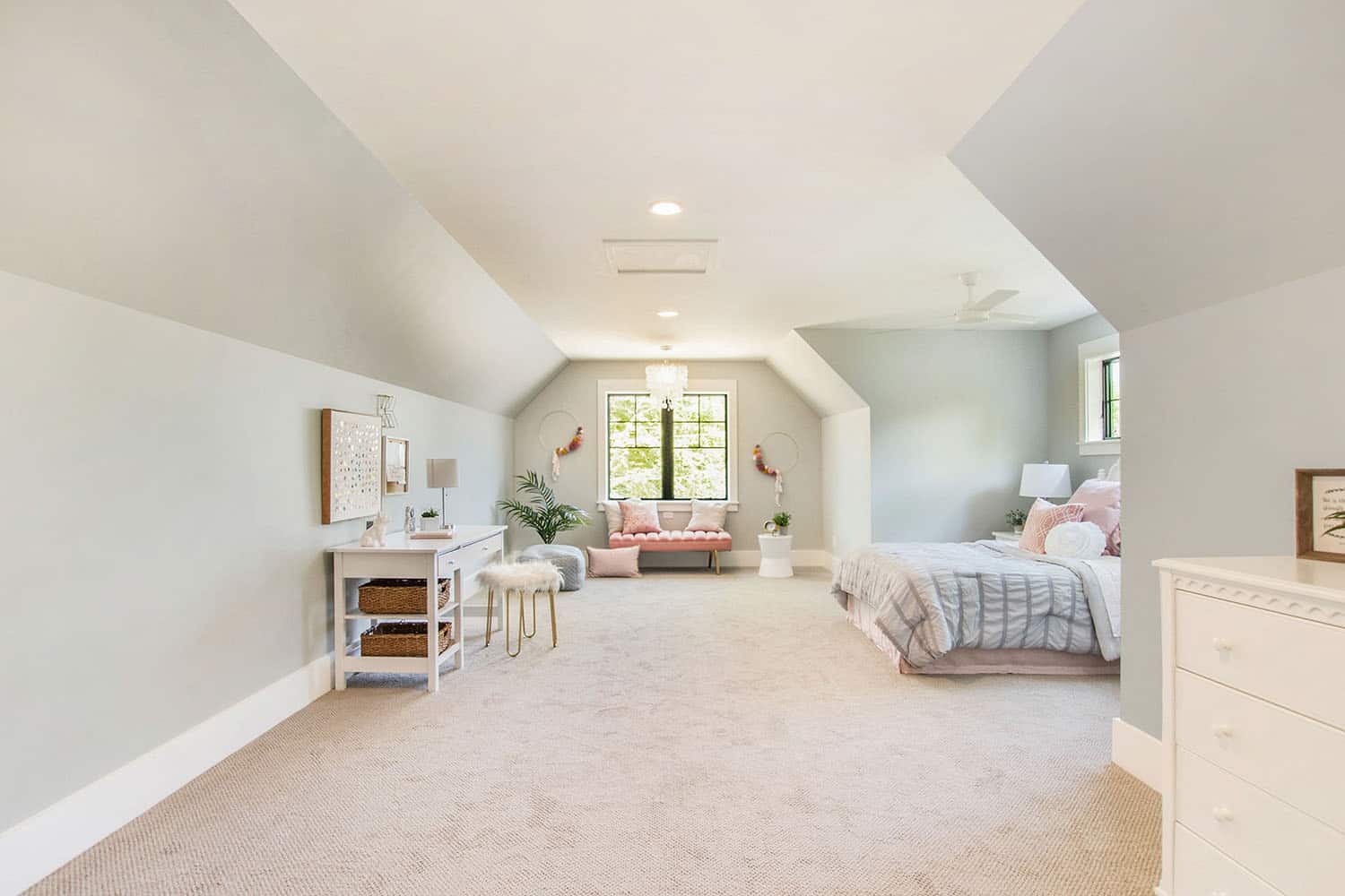 farmhouse-bedroom