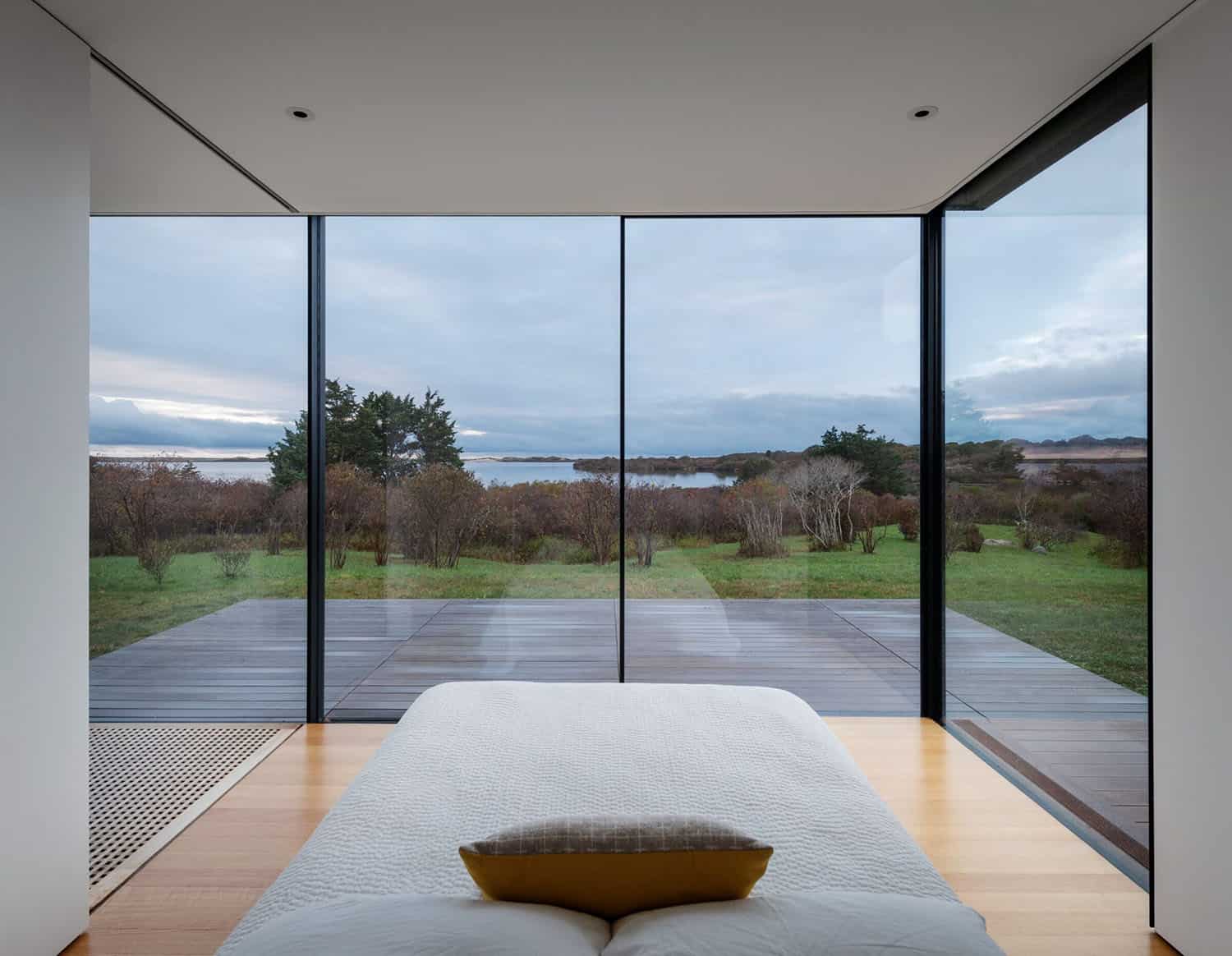 modern-bedroom