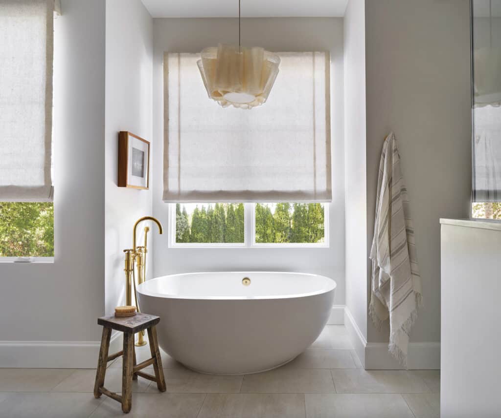 Tour this beautifully stylish and sophisticated home in Menlo Park