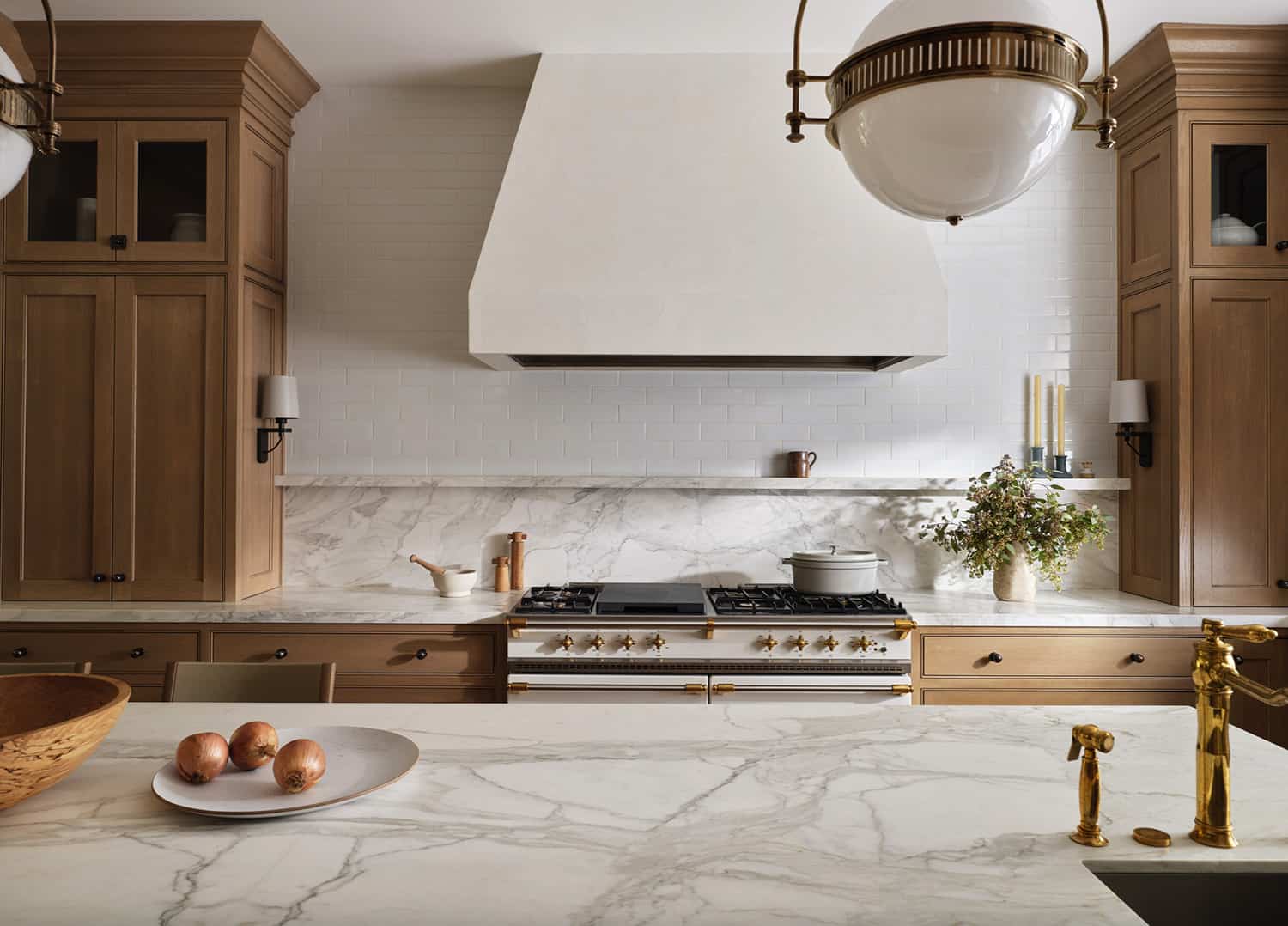 transitional-style-kitchen