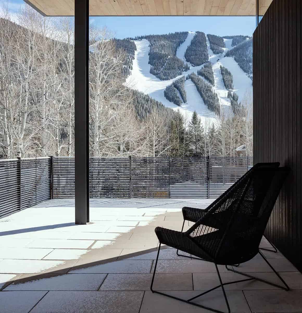 mountain-modern-deck