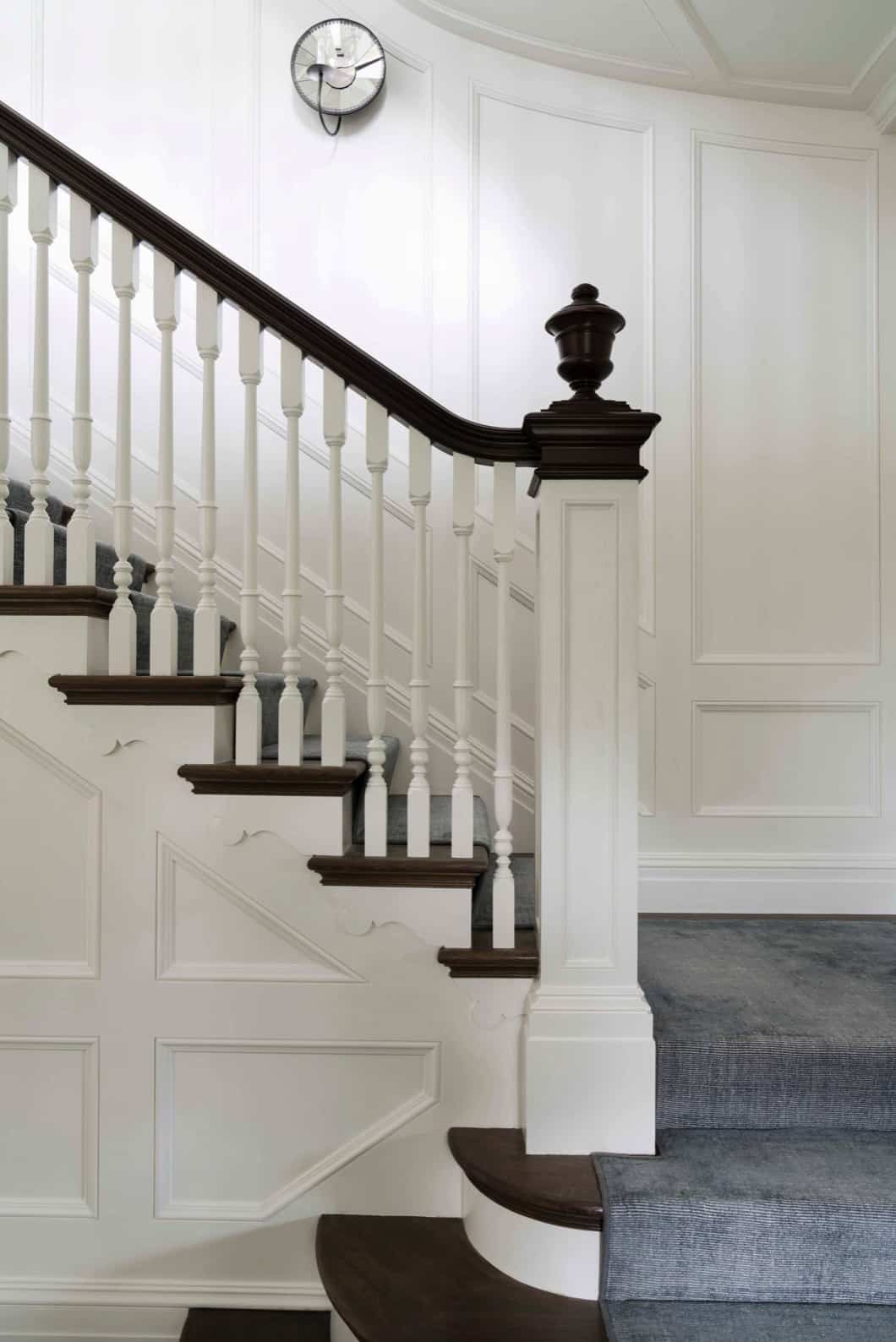 beach-style-staircase