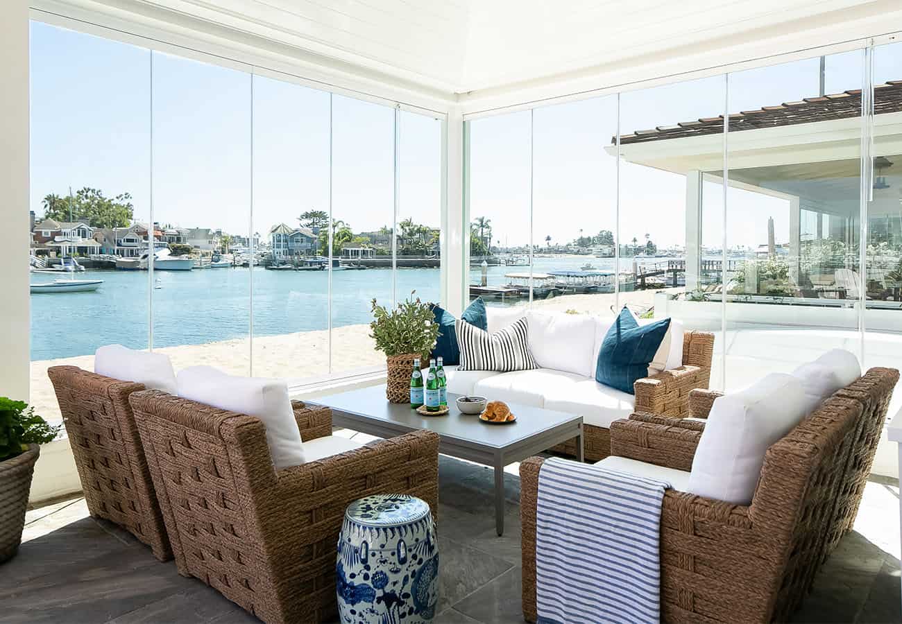 beach-style-sunroom