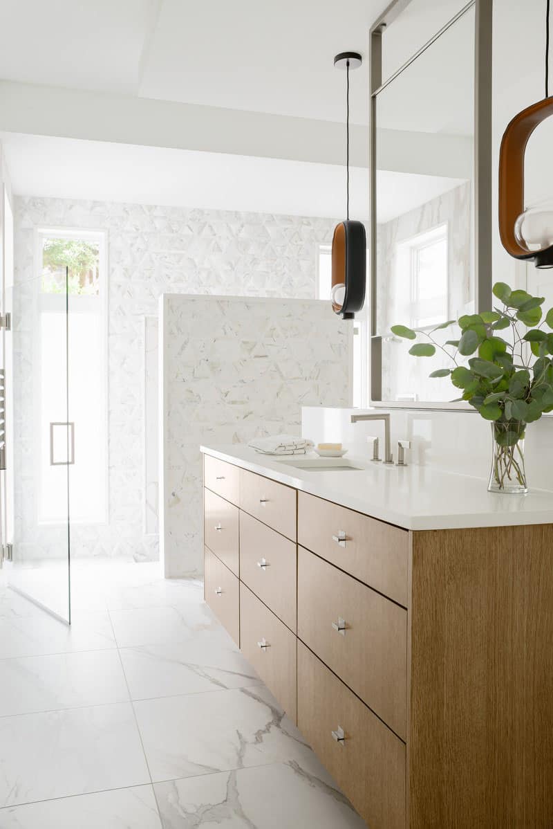 contemporary-bathroom