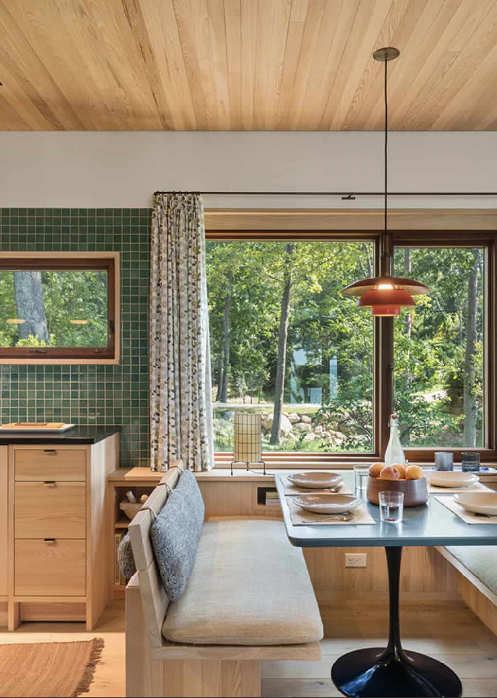 modern-kitchen-breakfast-nook