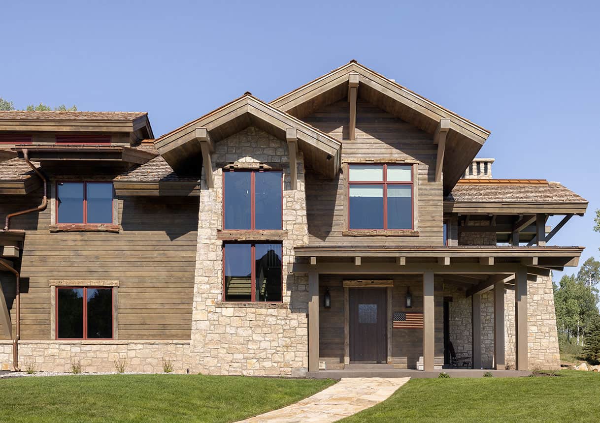 barndominium-style-home-exterior