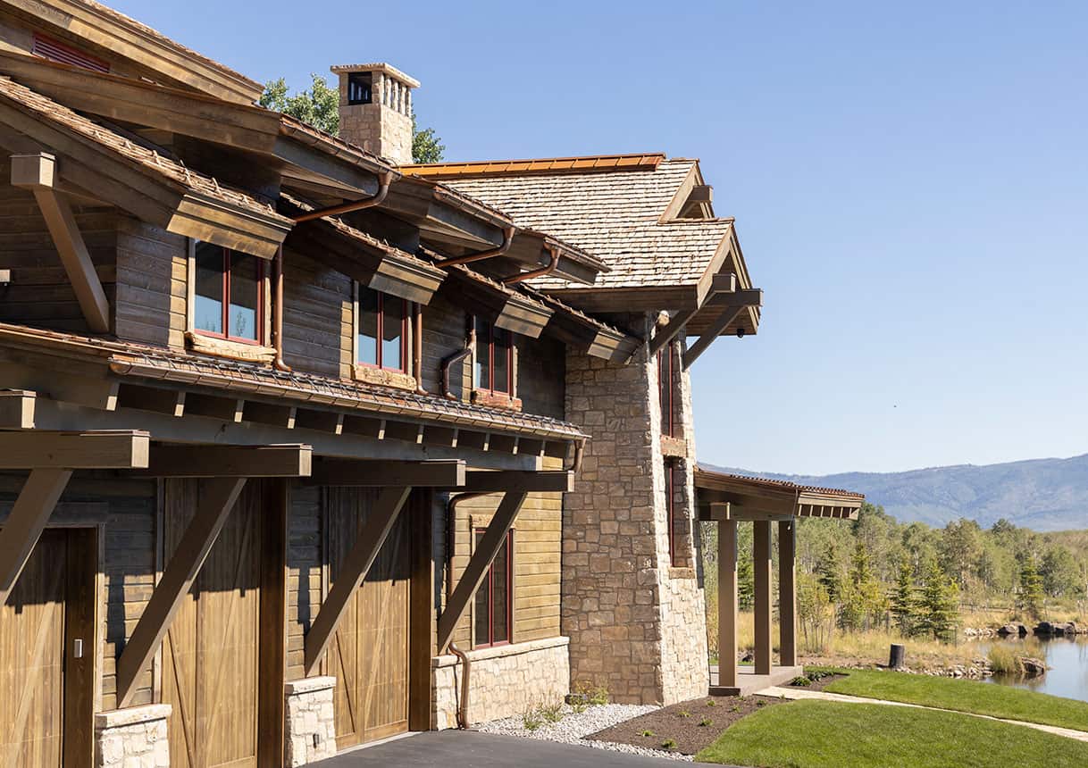 barndominium-style-home-exterior