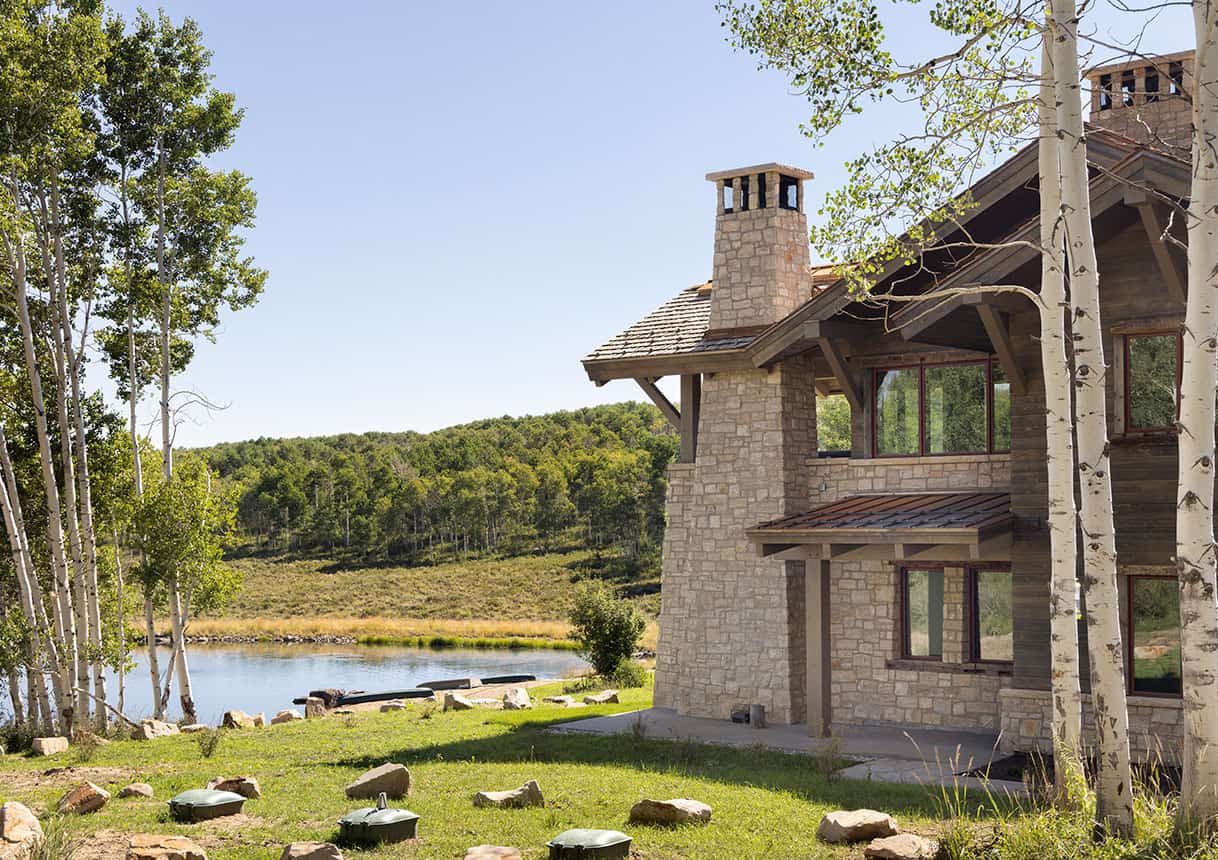 barndominium-style-home-exterior