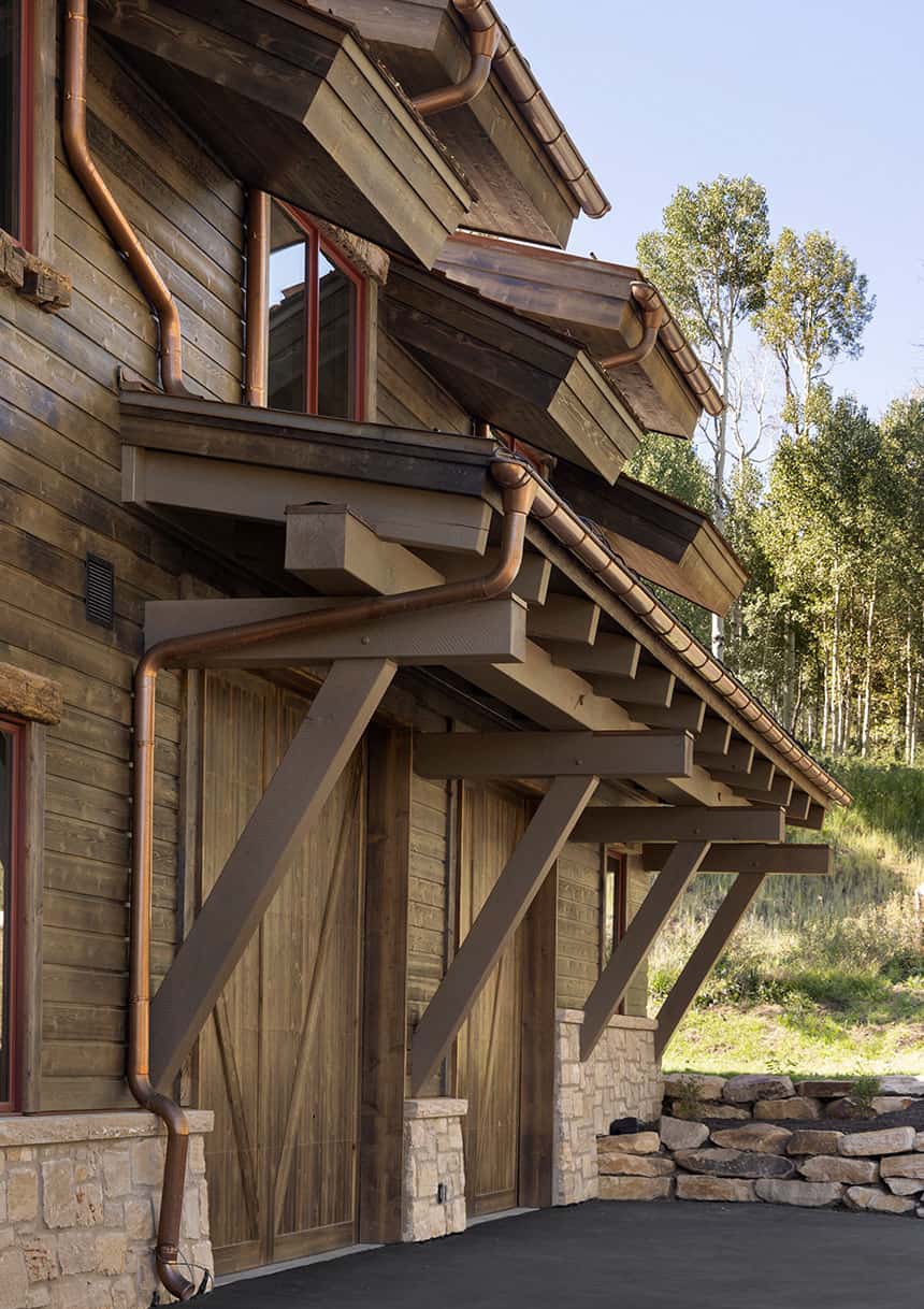 barndominium-style-home-exterior